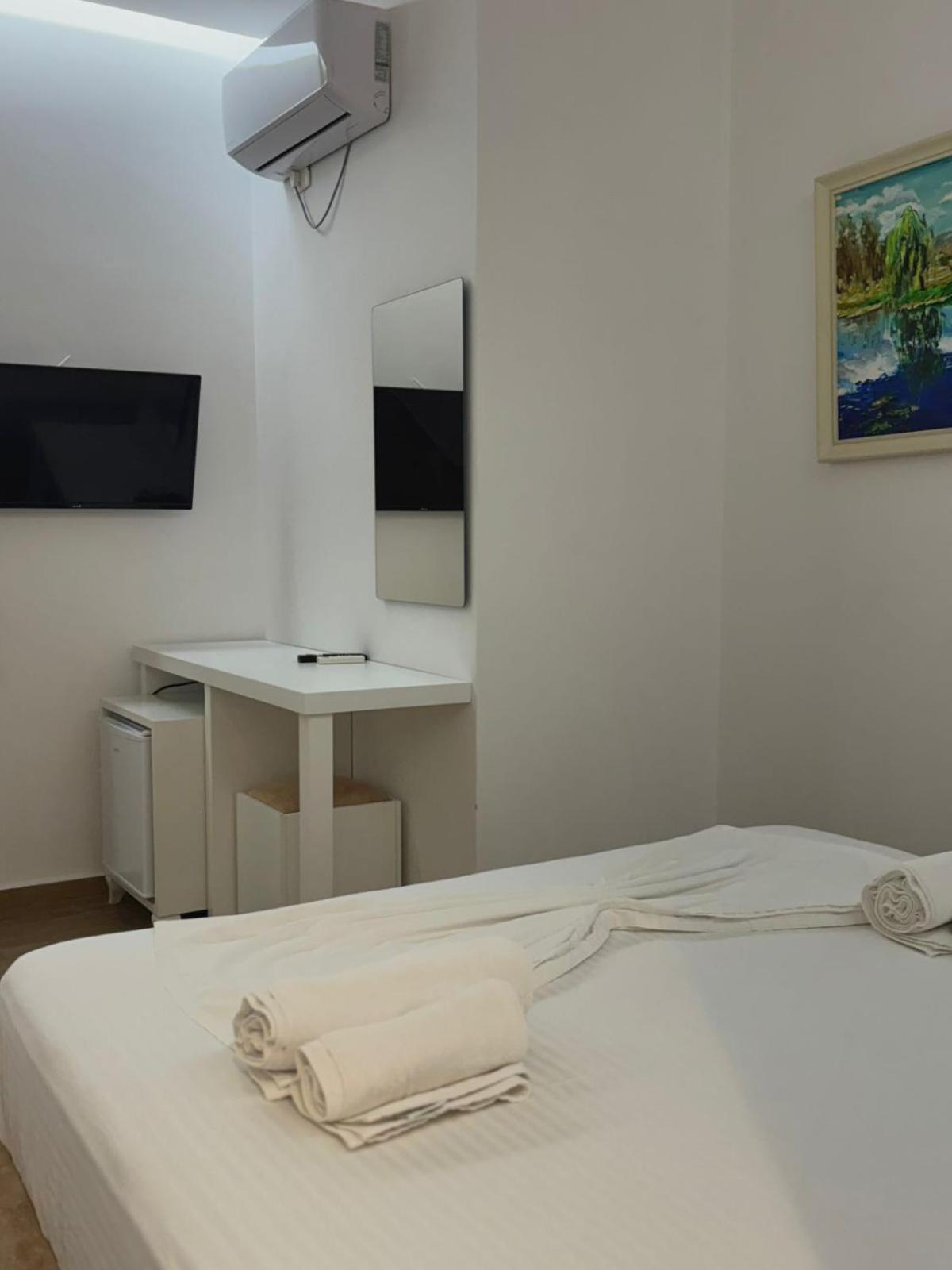 Vila Jon'A Sarande Room photo